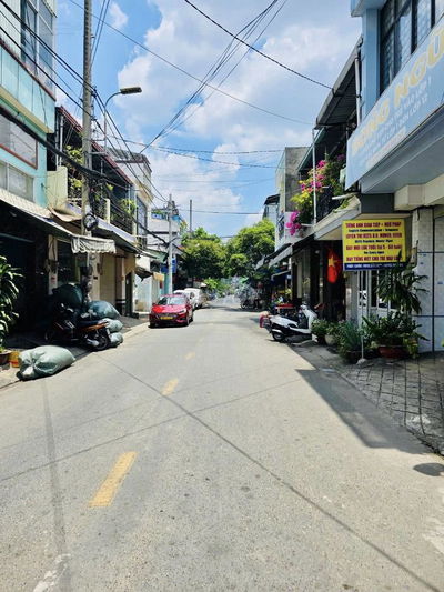 BÁN NHÀ MẶT TIỀN LUỸ BÁN BÍCH –  35M² – 4 TẦNG – 6PN – CÓ THANG MÁY –