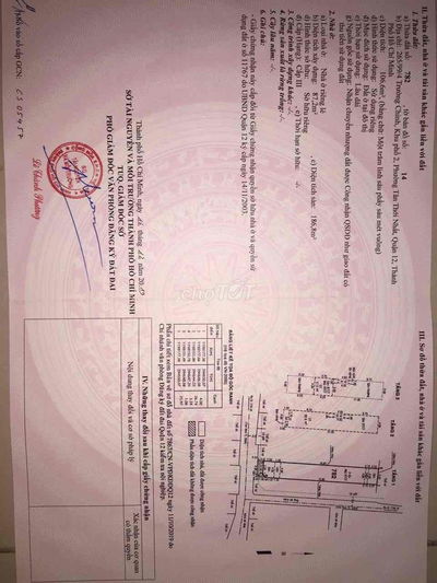 Nhà sát chợ Lạc Quang