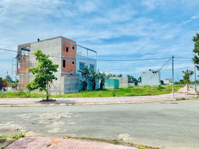 100m2 ngay trung tâm thị trấn Thủ Thừa, Long an, sổ sẵn