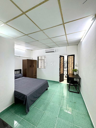 Phòng ban công, cửa sổ, nội thất. Sát ngã 3 Vạn Kiếp vs Phan Xích Long