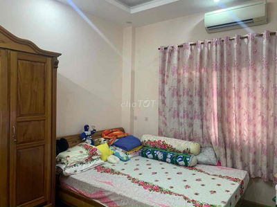 CHO THUÊ NHÀ MẶT TIỀN FULL NỘI THẤT