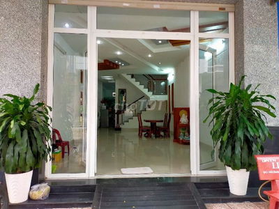Cho thuê MB 40m2 mặt tiền KDC 91B. DT 4.5x9m, làm VPCT, Shop, dạy học