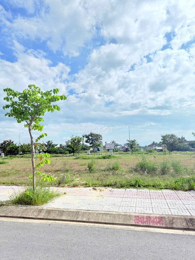Bán đất mặt tiền đường Bích Khê - Tư Nghĩa - Quảng Ngãi
