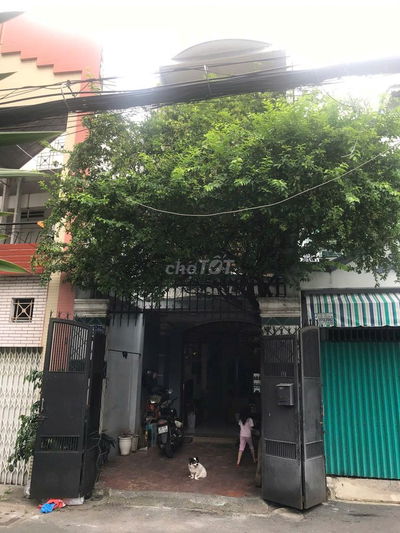 Nhà đẹp trung tâm cần bán gấp