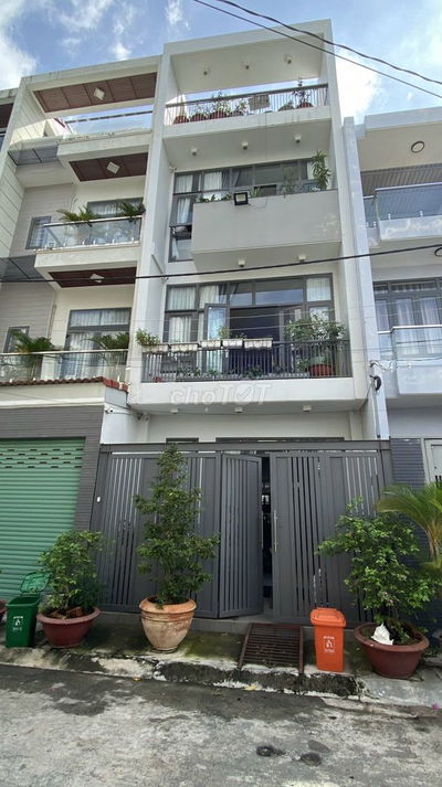 Nhà 1 trệt 2 lầu sân thượng 80m2 Phước Kiển Nhà Bè