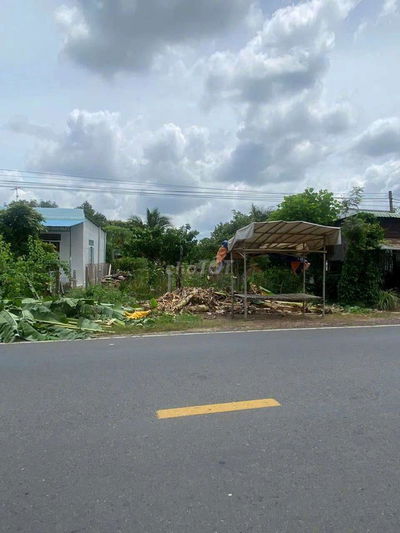 Đất mặt tiền nguyễn văn linh.  Trường hòa. Chỉ 200 triệu 1 mét
