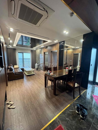 chính chủ cần cho thuê căn góc full nội thất cao cấp