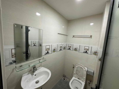 Cho thuê nhà 1 tầng, 2PN, hẻm xe hơi, đường Vườn Lài, Q.12
