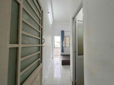 Phòng trọ có ban công - Ngay chợ Bà Chiểu