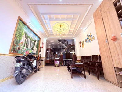 Nhà Gần 60m2- Hẻm xe hơi- 4 phòng- Trần Thị Năm, Tân Chánh Hiệp Q12