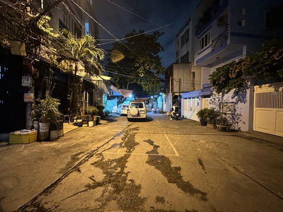 Bán nhà Nơ Trang Long Bình Thạnh, giá rẻ chỉ 100tr/m2, gần ĐH Văn Lang