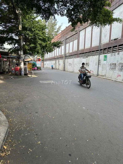 HẺM XE TẢI QUAY ĐẦU SIÊU HIẾM CHỈ 1 CĂN *** AN PHÚ ĐÔNG QUẬN 12