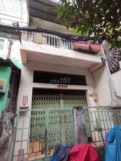 Bán nhà trung tâm quận 10