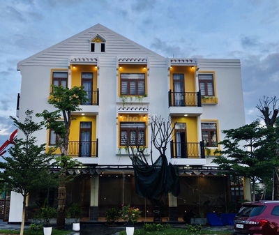 Chính chủ cho thuê mặt bằng 2 mặt tiền 200m2 Khu đô thị Nam Hội An