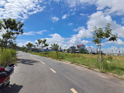 ĐẤT MẶT TIỀN 7.5M HOÀNG BÌNH CHÍNH– 50M RA HOÀNG SA – BIỂN NON NƯỚC