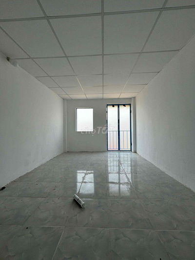 Bán nhà chính chủ không qua trung gian nay cổng khu công nghiệp