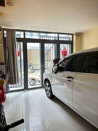 Bán nhà Bình Thạnh – Chợ Bà Chiểu- HXH 5m – 4 tầng- Hoàn Công – 6.x tỷ