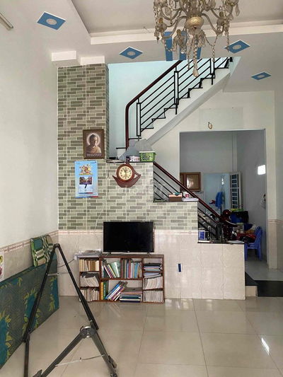 Có ban công rộng trệt lầu 4*18; 3pn hẻm xe hơi