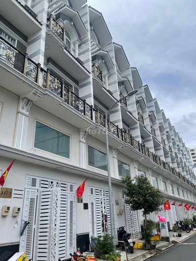 STUDIO FULL NỘI THẤT CHỈ TÍNH PHÍ ĐIỆN NƯỚC FREE TIỀN PHÒNG THÁNG 9