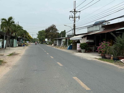 NHÀ MẶT TIỀN