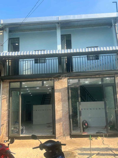 Cho thuê nhà nguyên căn mới xây tại Hóc Môn