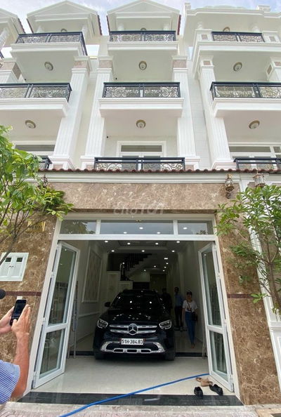 cho thuê nhà 68m2 1 trệt 3L đường oto Hiệp Bình Phước Thủ Đức 13 tr 5