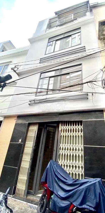 Cho Thuê NC 13Tr Trung Tâm Q1 2PN2WC Tiện ích đầy đủ phù hợp ở gđ, sv