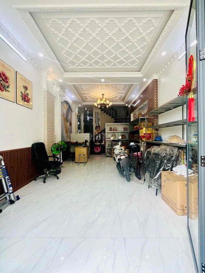 CHO THUÊ NHÀ TRỆT 2 LẦU MỚI ĐẸP CÓ NỘI THẤT KDC HƯNG PHÚ - CẦN THƠ