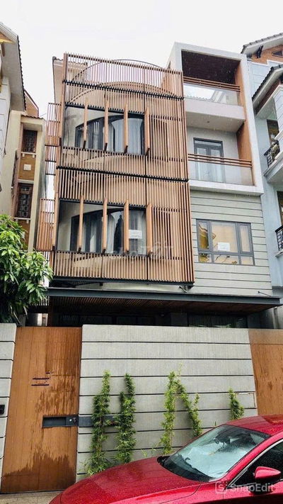 Cho thuê nhà hẻm nguyên căn - ngang 10m