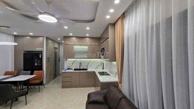 Nhà xây mới - Lô Góc - Thang máy - Ngõ thông - Nguyễn Thị Định