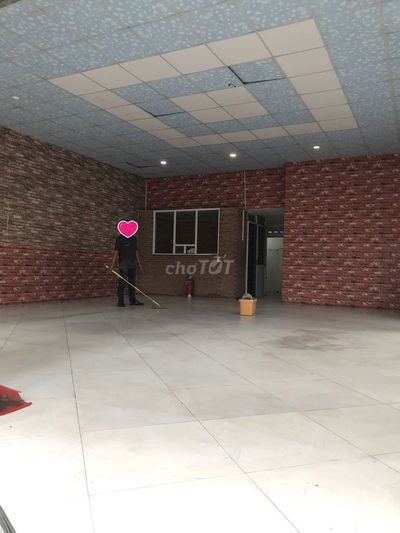 Nhà đẹp mới ngang 9m tiện showroom, vp Lạc Long Quân P9 TB