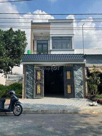 Bán gấp căn nhà Quận 8 sau lưng chợ Bình Điền
