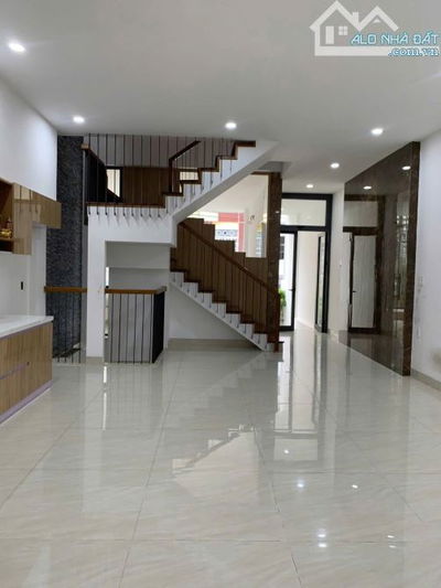💥 BÁN NHÀ 3 TẦNG MẶT TIỀN PHAN VĂN TRỊ – CẨM LỆ (KHUÊ TRUNG CŨ) – VỊ TRÍ ĐẸP
