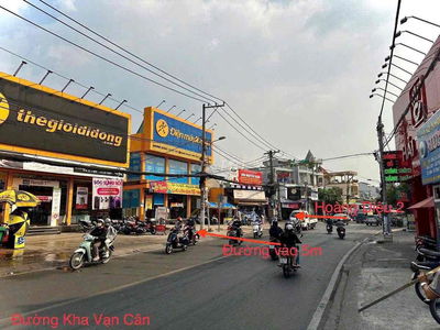 bán gấp nhà đẹp  ngay đại học ngân hàng