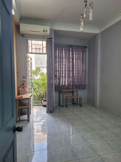 Phòng trọ đường Nguyên Hồng, quận Bình Thạnh