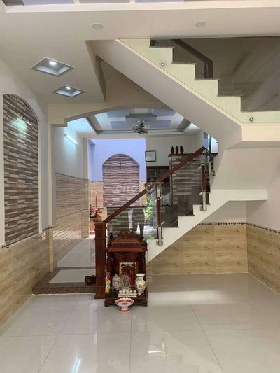 Cho thuê Trệt 1 Lầu. Nguyễn Hữu Cảnh. Đối Diện Landmark 81
