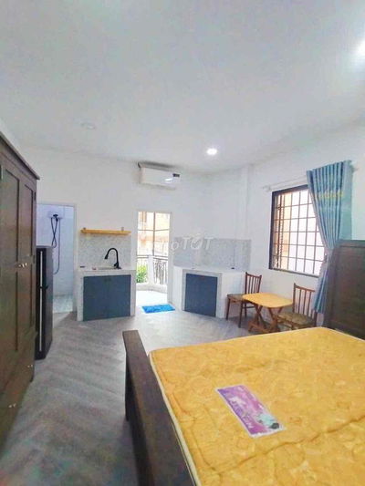 STUDIO BAN CÔNG NGAY CÔNG VIÊN TAO ĐÀN