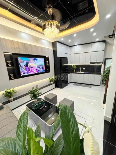 🔥 BÁN GẤP NHÀ TRƯƠNG ĐỊNH – 30M – 5 TẦNG – 10M RA PHỐ Ô TÔ TRÁNH – NGÕ