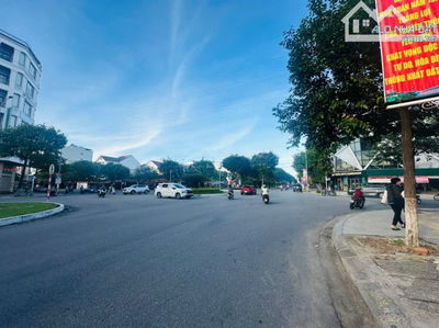 🔥 BÁN GẤP NHÀ MẶT TIỀN 30/4 – CHÍNH CHỦ NỢ NGÂN HÀNG 🔥
