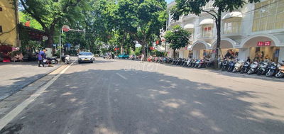 Mặt Phố Bà Triệu Hoàn Kiếm View Hồ Gươm 179 Ty 106m2