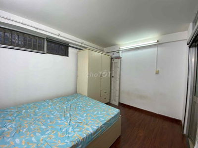 Phòng trệt Thoáng 2 mặt tiền - Nguyễn Hữu Cảnh - Lanmark 81