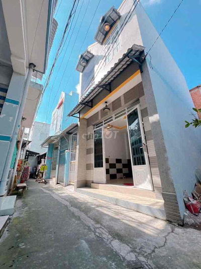 Nhà 1 Lầu Đẹp Ngay Vòng Xoay Tân Kim , 2PN 2WC . Sổ Hồng Riêng Giá Rẻ