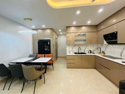 SIÊU PHẨM! Vip Cầu Giấy, ô tô, thang máy, lô góc, gần phố, ngõ thông
