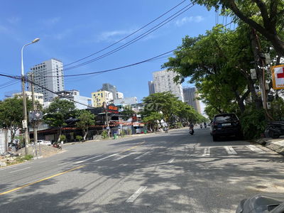 Cần Bán Nhà 2 tầng ngô quyền 8m ngang
