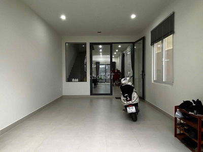 NHÀ NGUYÊN CĂN 1 TRỆT 2 LẦU FULL RỘNG 175m2 NỘI THẤT NGAY QUANG TRUNG