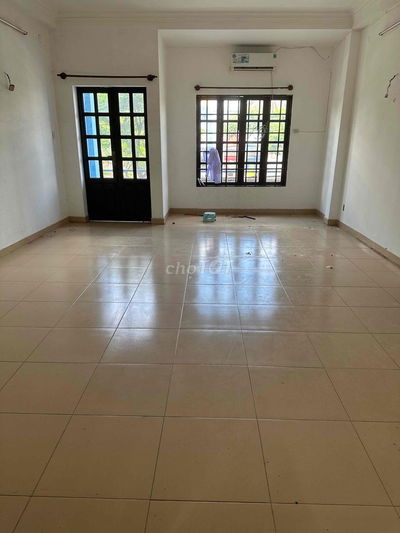 Nhà Mặt Tiền Trường Chinh 1 Trệt 3 Lầu, Ngay Cầu Tham lương