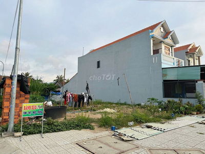 Đất thổ cư 2 MẶT TIỀN 175,7m2 thị xã Đông Hoà