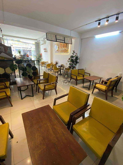 Sang nhượng 2 cửa hàng cà phê trà sữa