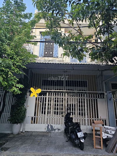 🔥Bán nhà 2 tang. 
Kv Thọ Quang sơn tra 🏄🏄
Dt 68m2...ngang 4,5m