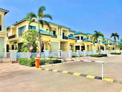 Cho Thuê Nhà Biệt Thự Senturia Vườn Lài DT 300m2 1Trệt 2Lầu 4Pn 5Wc